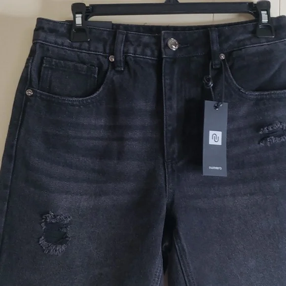 Numero  Tulum high rise relaxed mid thigh short black 27w - Picture 2 of 6